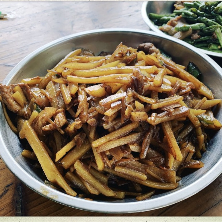 酸辣土豆絲炒肉
